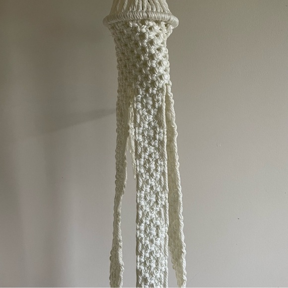 Vintage Boho Macrame Plant Hanger Braided Bohemian Home Decor Hand Made - Picture 5 of 8